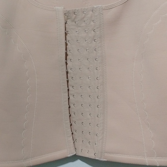 Unique Lingerie shapewear top size XXL - Picture 4 of 15